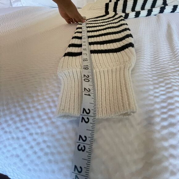 NWT Gap Women's Woven Crewneck White Black Stripe Knit Sweater Size M - Picture 6 of 10
